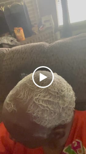 Customer video review of Rennora Hair Growth Serum