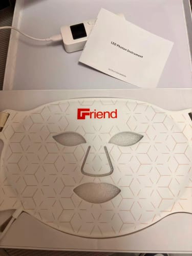 Customer photo review of Friend LED Red Light Therapy Face Mask