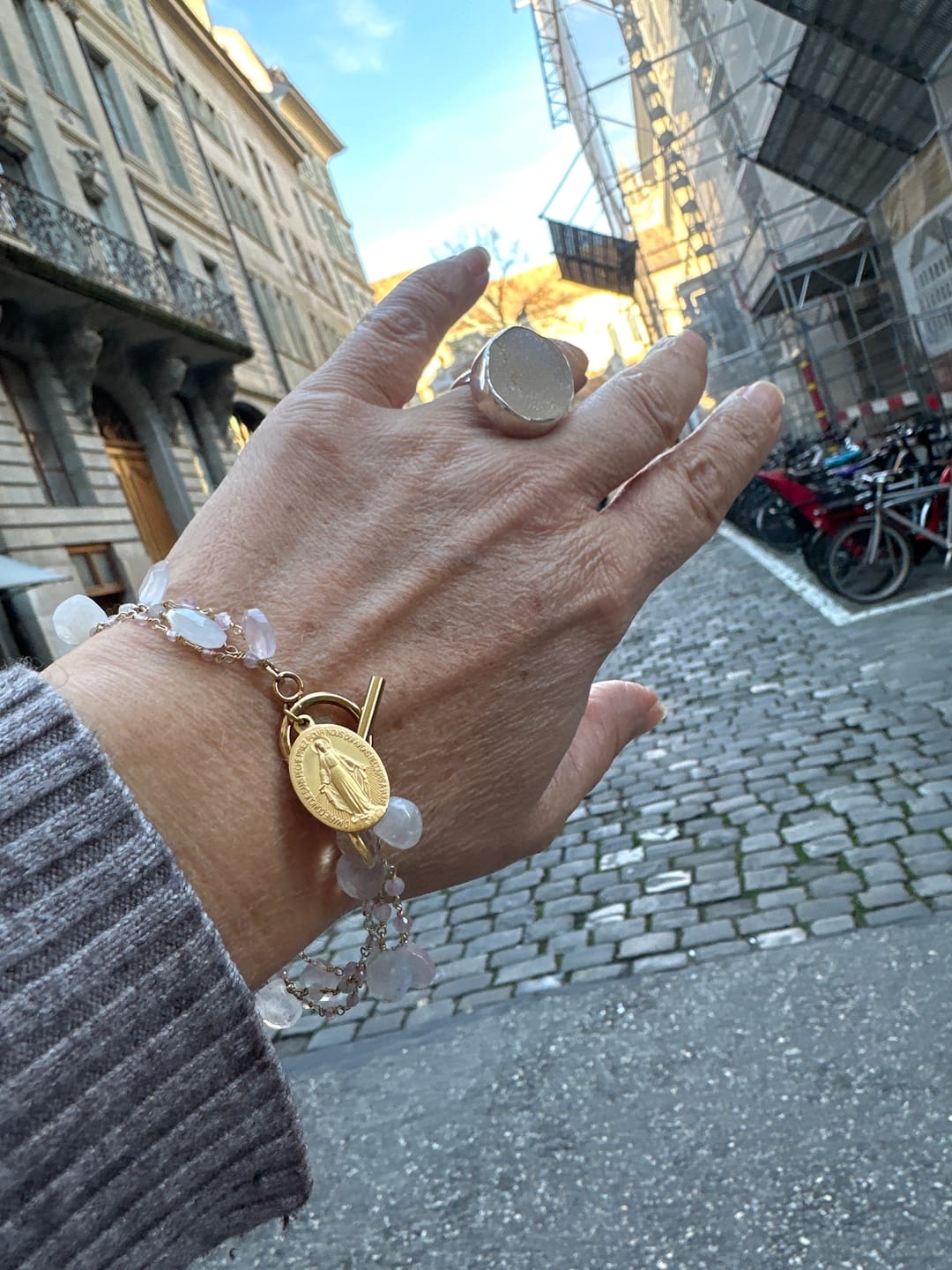 Customer photo review of Bracelet de La Bonne Mère