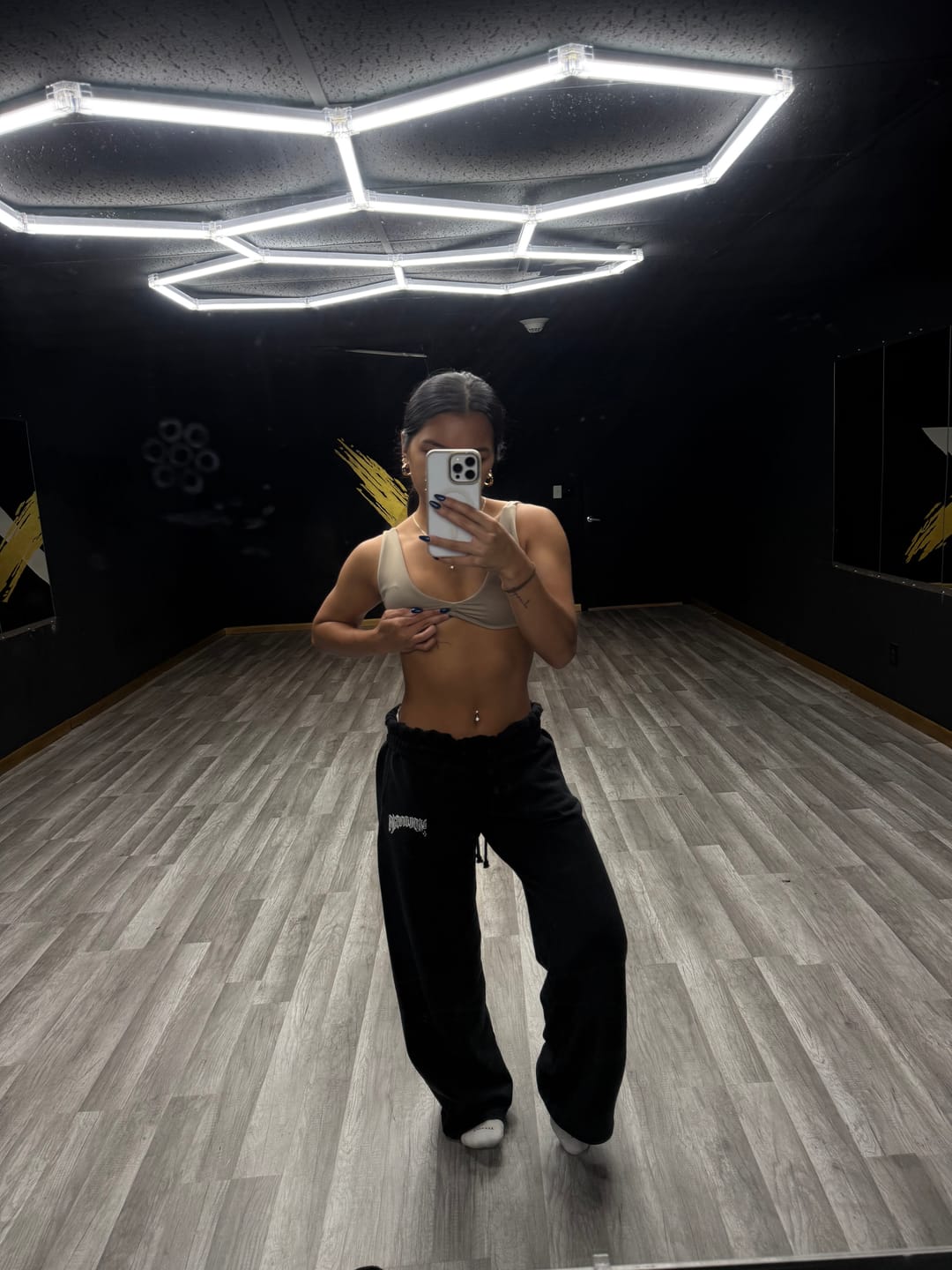 Customer photo review of W260 - Rebel Straight Leg Joggers