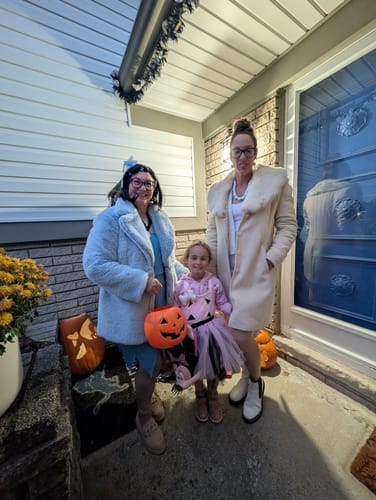 Customer photo review of The Infusion Long Sleeve T-shirt Leggings 2-Piece Set