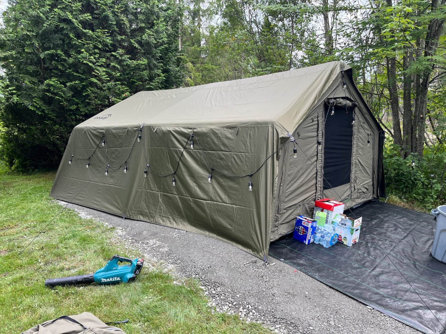 Customer photo review of Coody 17.2 (Koala-7) Forest Green Large Inflatable Tent for Camping (2-10 person)