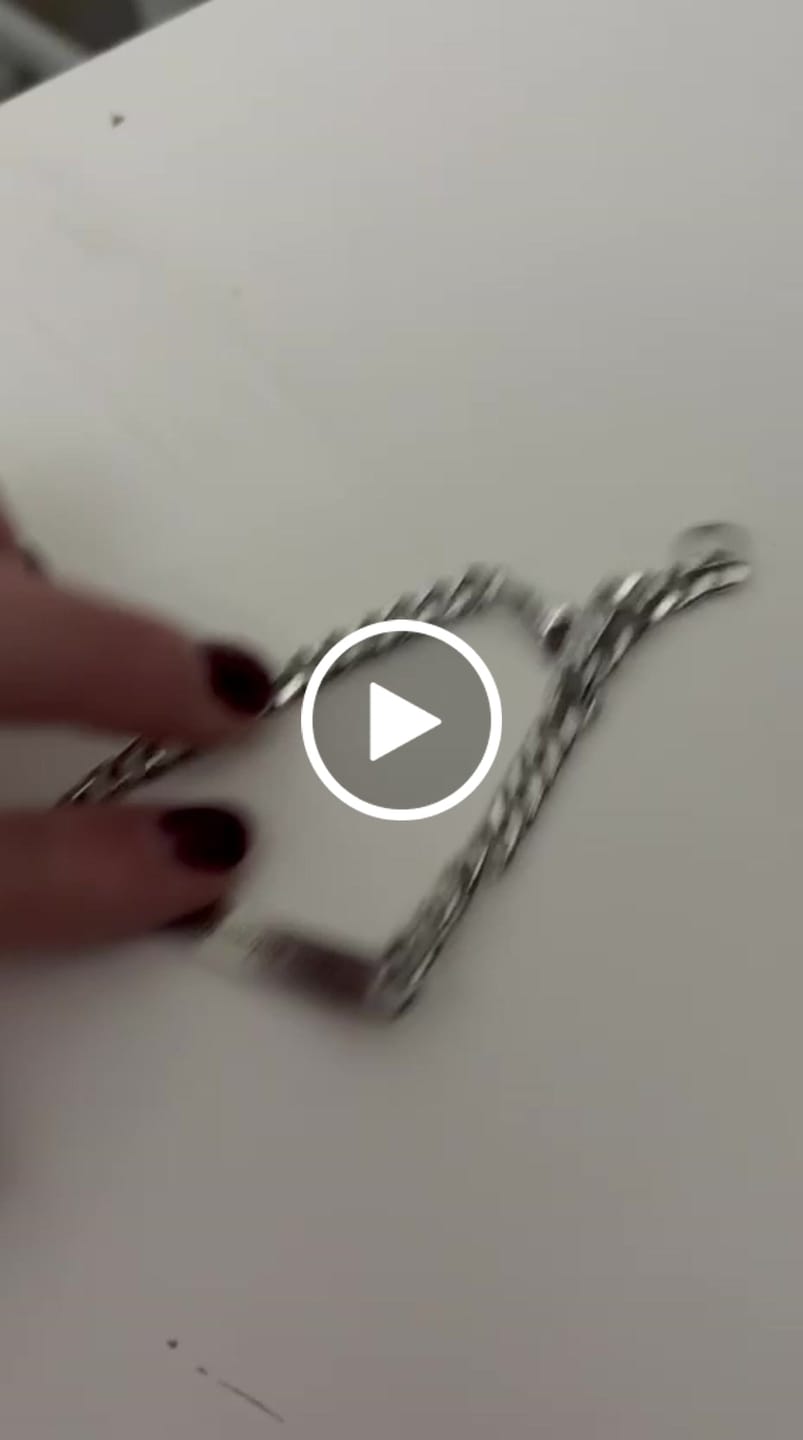 Customer video review of Bracciali per Coppia Personalizzati con Incisione ✦ Unione Eterna