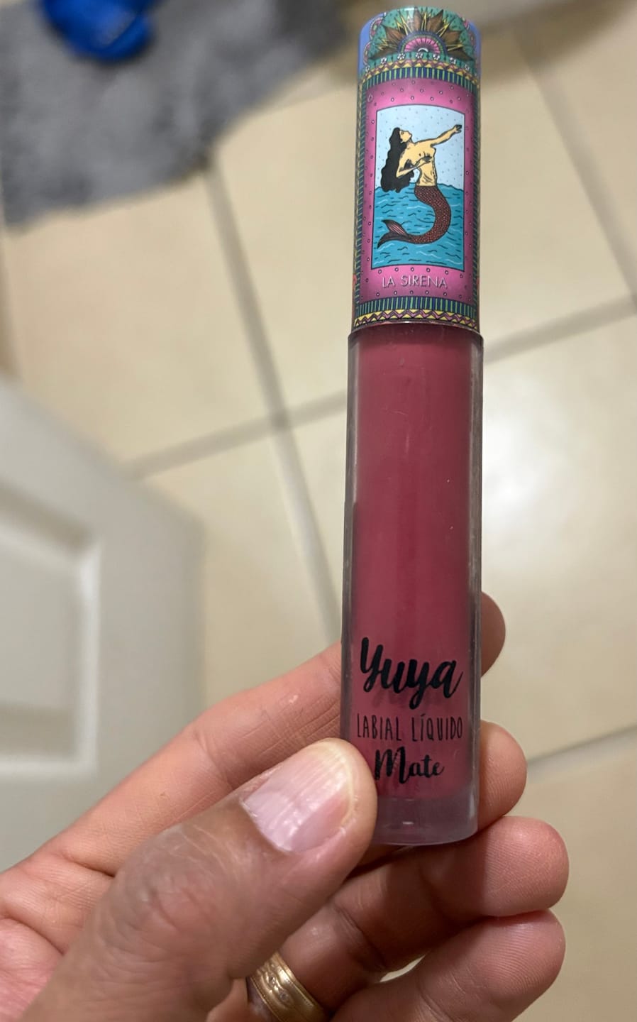 Customer photo review of Yuya Labial Líquido Mate "La Sirena"