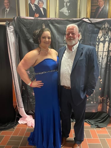 Customer photo review of Premium Messy Bun