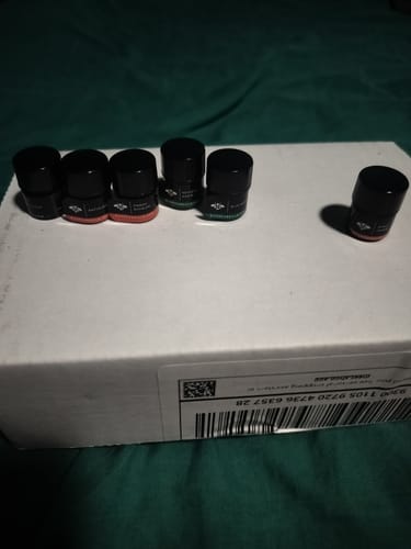 Customer photo review of Set of 5 1ml sample vials