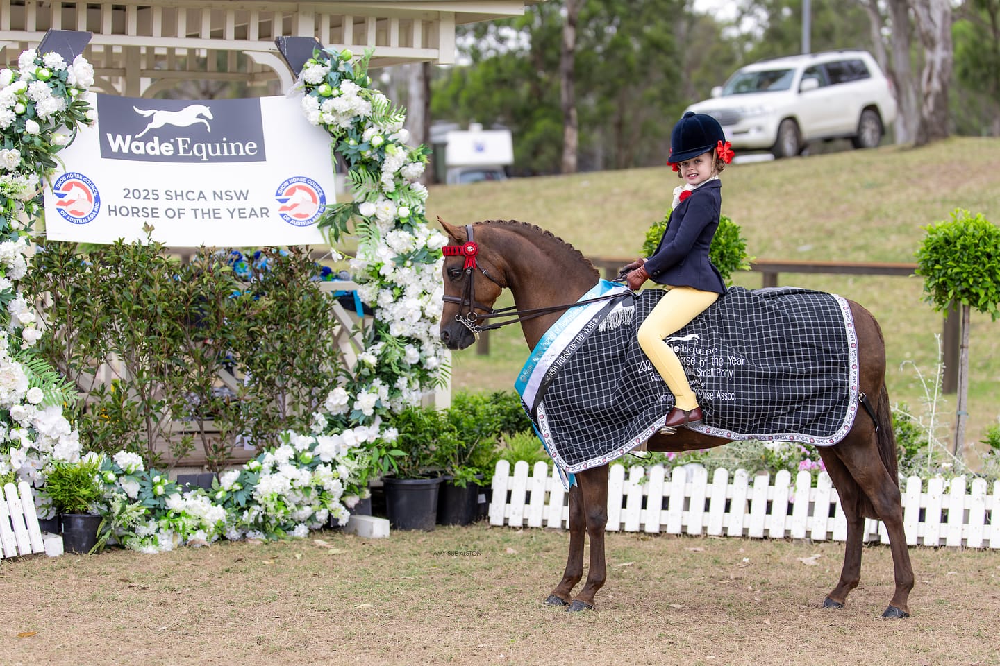 Customer photo review of Thames Children's London Show Tights - Buttercup