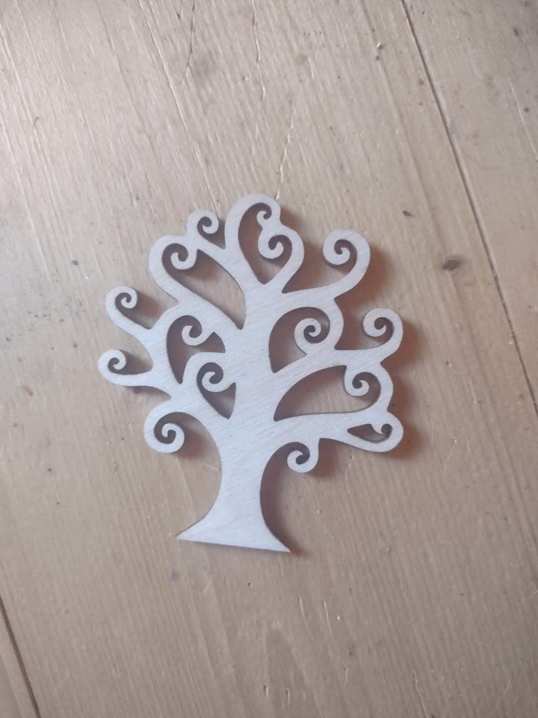 Customer photo review of Unfinished Wood Swirly Tree Shape - Craft - up to 46"