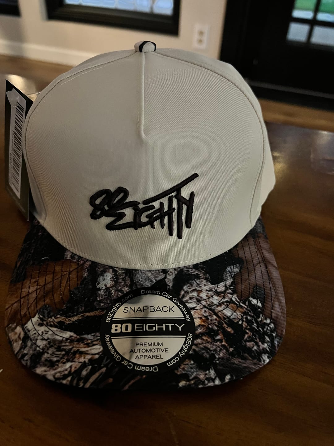Customer photo review of 80Eighty® WhiteWood Hat