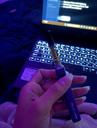 Customer photo review of 1 Gram THCA Full Spectrum Vape Cartridge | Berry Gelato - Hybrid