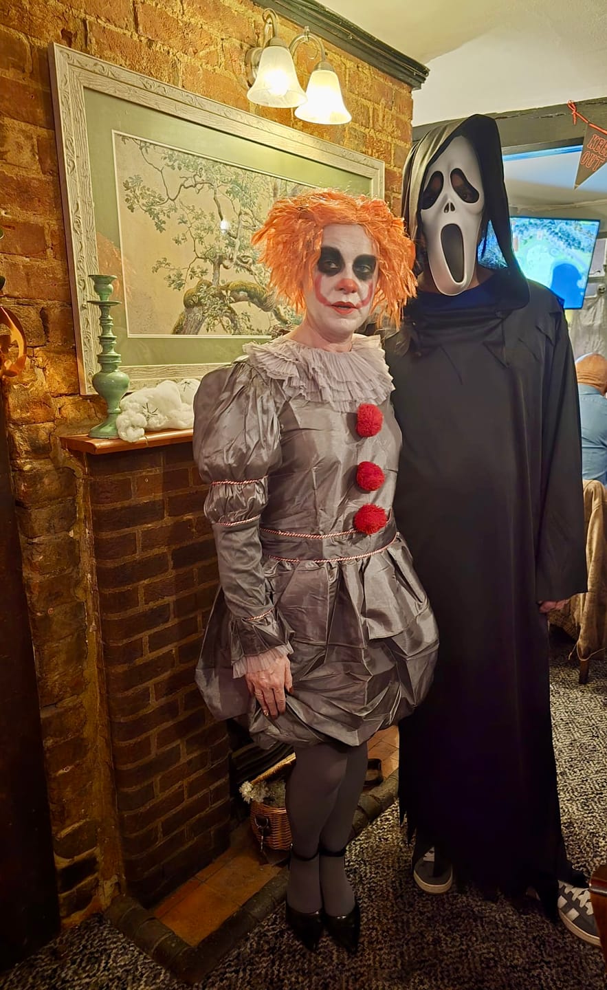 Customer photo review of IT Chapter 2, Womens Pennywise Costume