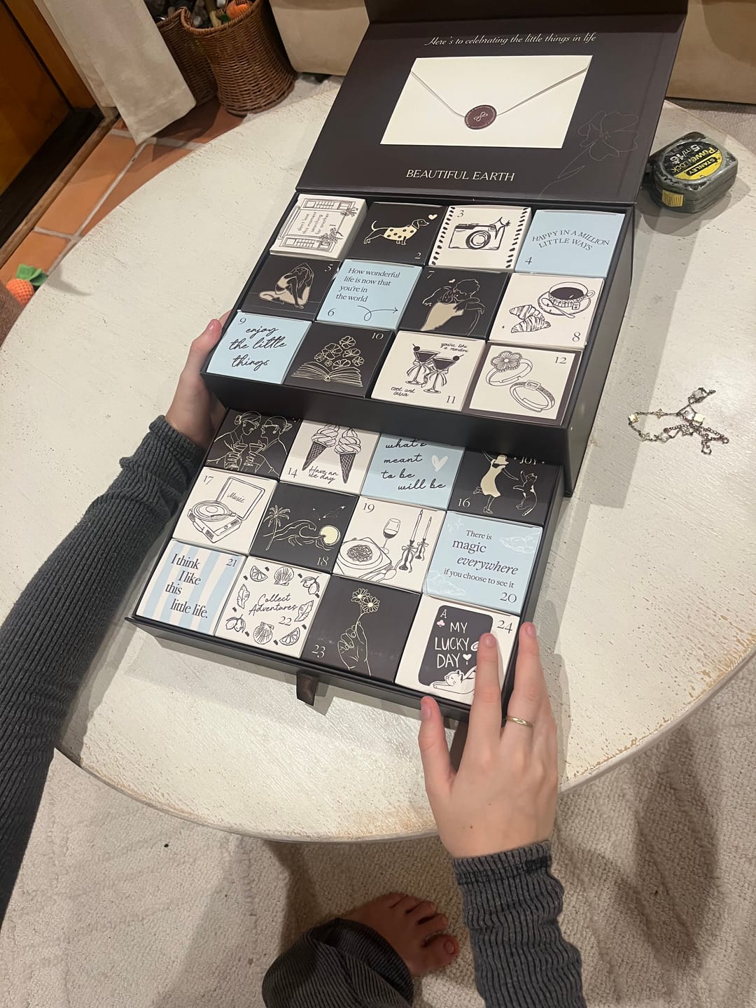 Customer photo review of Advent Calendar 24pcs Packaging.