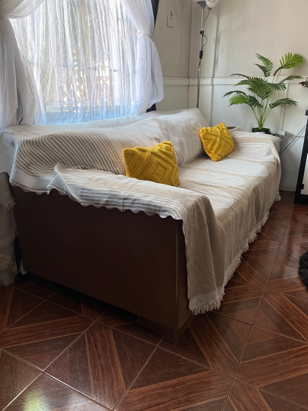 Customer photo review of Manta Acogedora para Sofá – Diseño Moderno y Natural Wakeshome