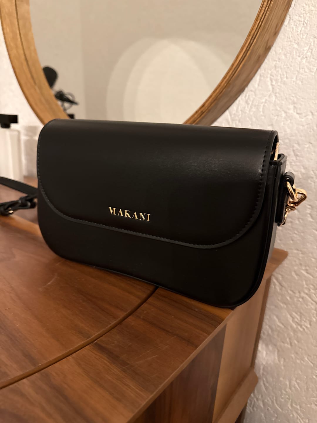 Customer photo review of CHLOIE - BLACK