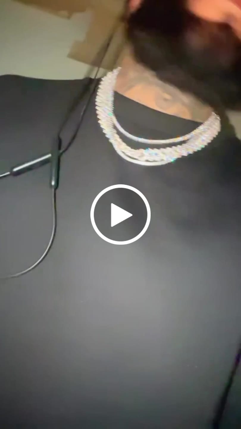 Customer video review of 14mm Monaco Chain - White Gold