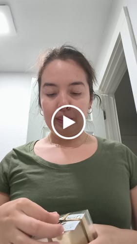 Customer video review of Turmeric Lemon Exfoliating Soap Bar (Hyperpigmentation & Brighten)