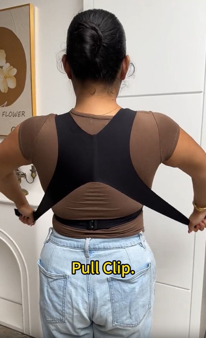 Customer photo review of Front Closure Cross-Back Wireless Posture Bra