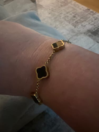 Customer photo review of Celine Clover Bracelet