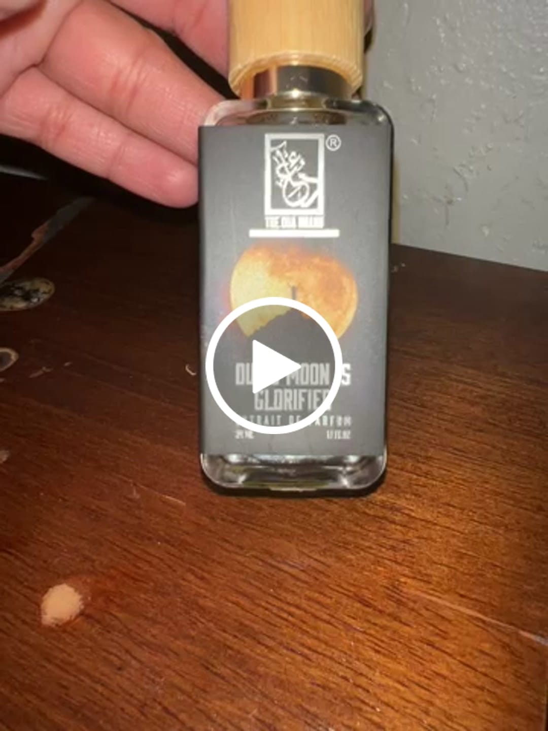 Customer video review of Dua's Moon Is Glorified