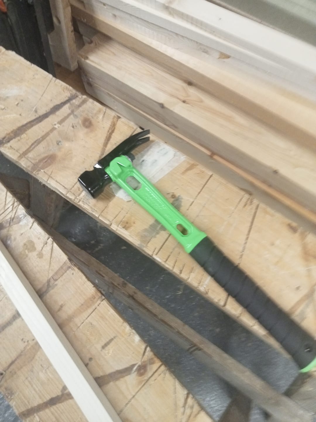 Customer photo review of Martinez Tools |  M4 12oz Hulk Titanium Finishing Hammer