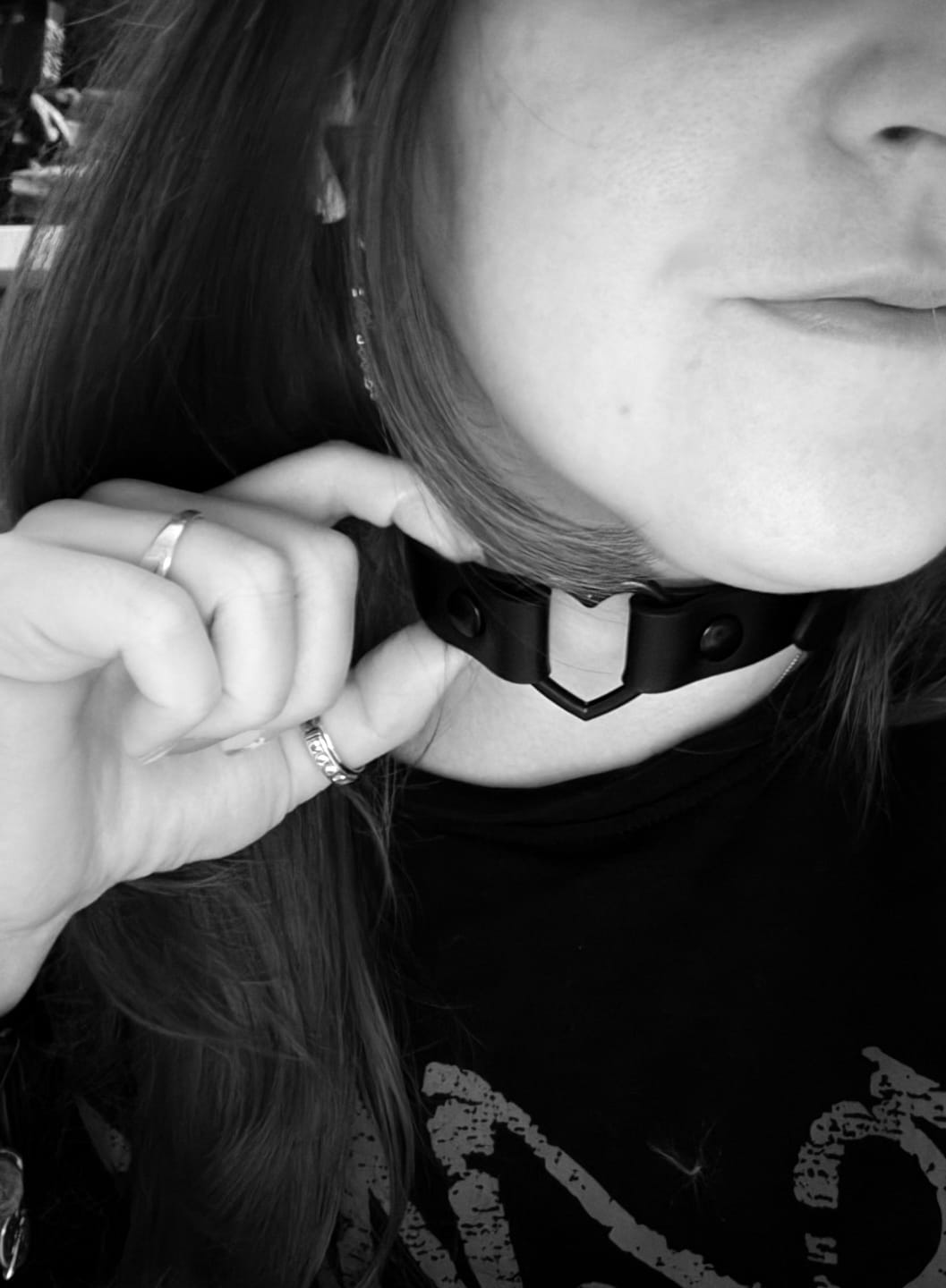 Customer photo review of Luxe Chain( 3 in 1 Convertible Leather Bracelet, Handcuffs & Choker Necklace) ( Black Leather with Heart)