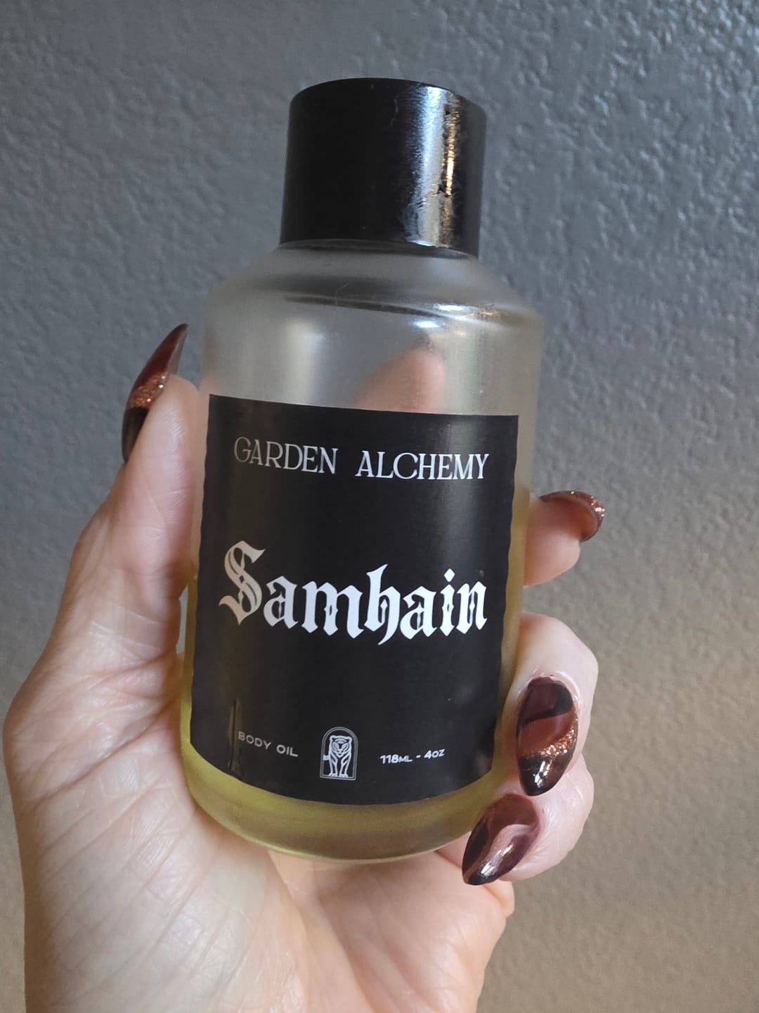 Customer photo review of SAMHAIN body oil (seasonal)