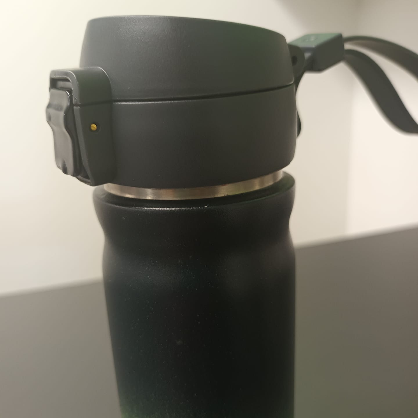 Customer photo review of Travel Mug Grafito