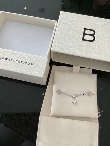 Customer photo review of Renée Bloom Bracelet