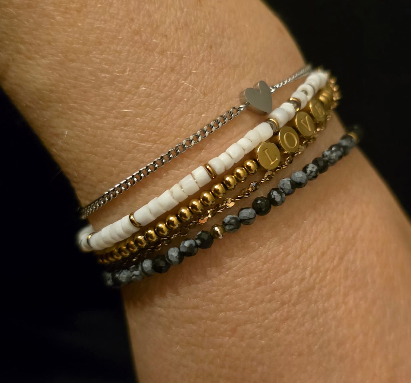 Customer photo review of Obsidian Armband - Schneeflocken Obsidian