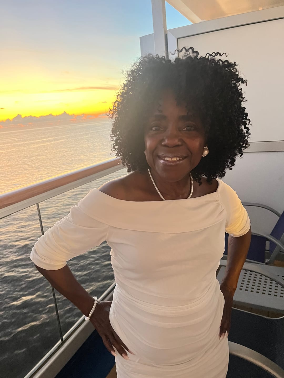 Customer photo review of MilkyWay Que Shortcut Series Human Hair Blend Weave - JERRY CURL 3 PCS