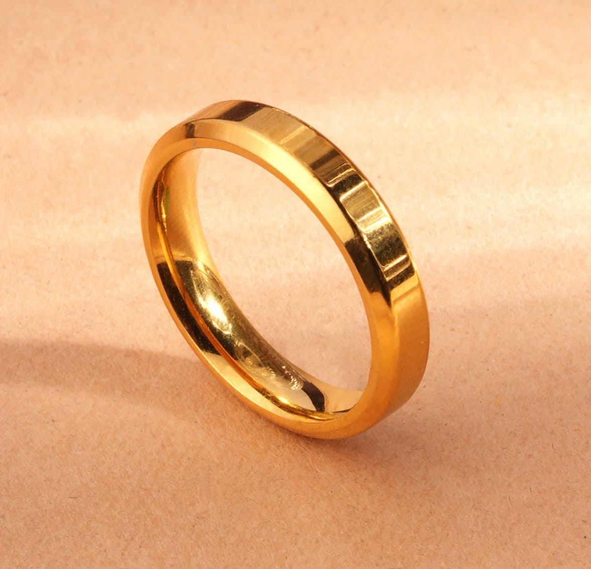Customer photo review of Sleek Edge Golden Band Ring