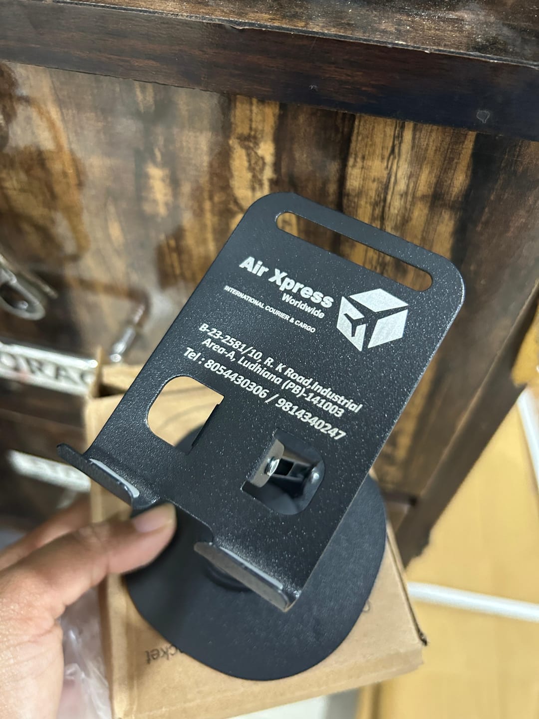 Customer photo review of Premium Mobile Stand | Best for Corporate Gifting | PrintMine.in
