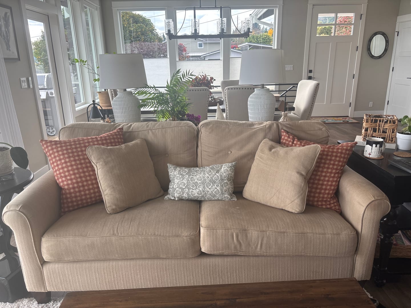 Customer photo review of Pumpkin Plaid - 18" | 22"