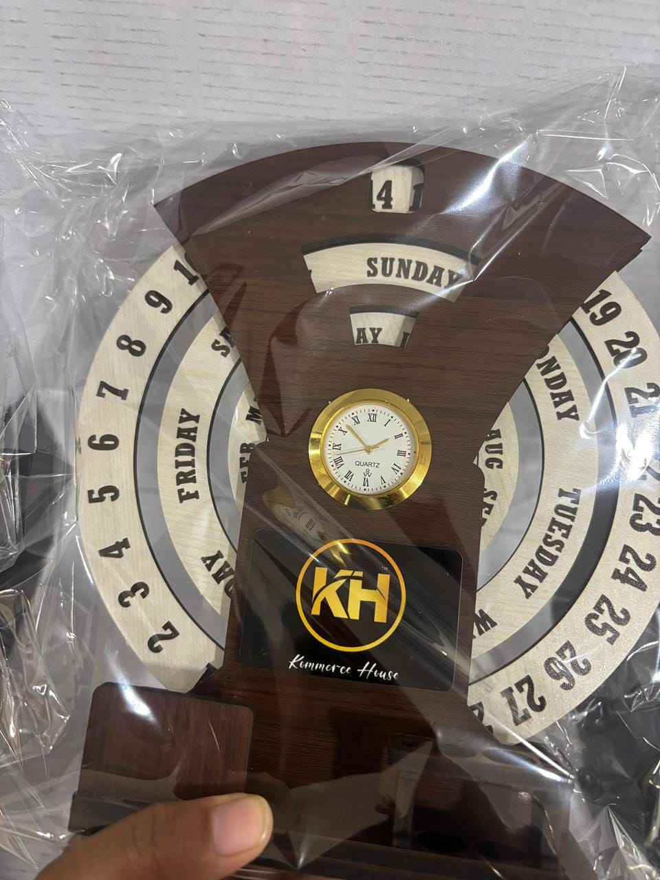 Customer photo review of Infinity Calendar | Best for Corporate Gifting | PrintMine.in