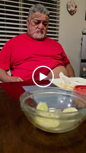 Customer video review of Tu Historia en Música – Emoción Garantizada