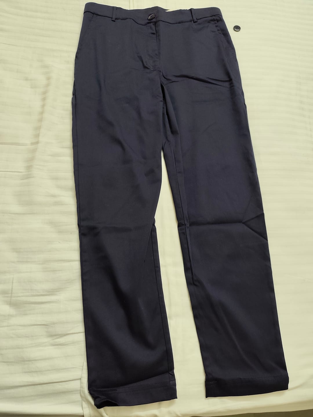 Customer photo review of Women Navy Blue Formal Pant