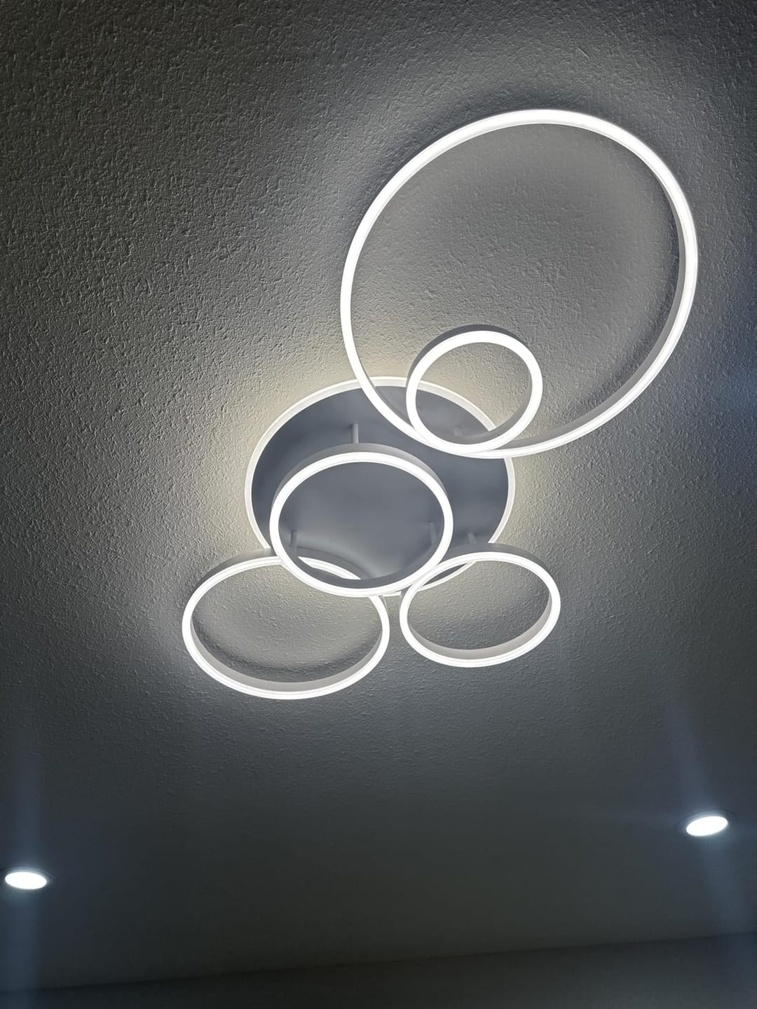 Customer photo review of WOMO Runde LED-Deckenleuchte mit Unterputzmontage-WM1032