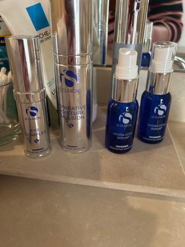 Customer photo review of iS Clinical Hydra-Cool Serum