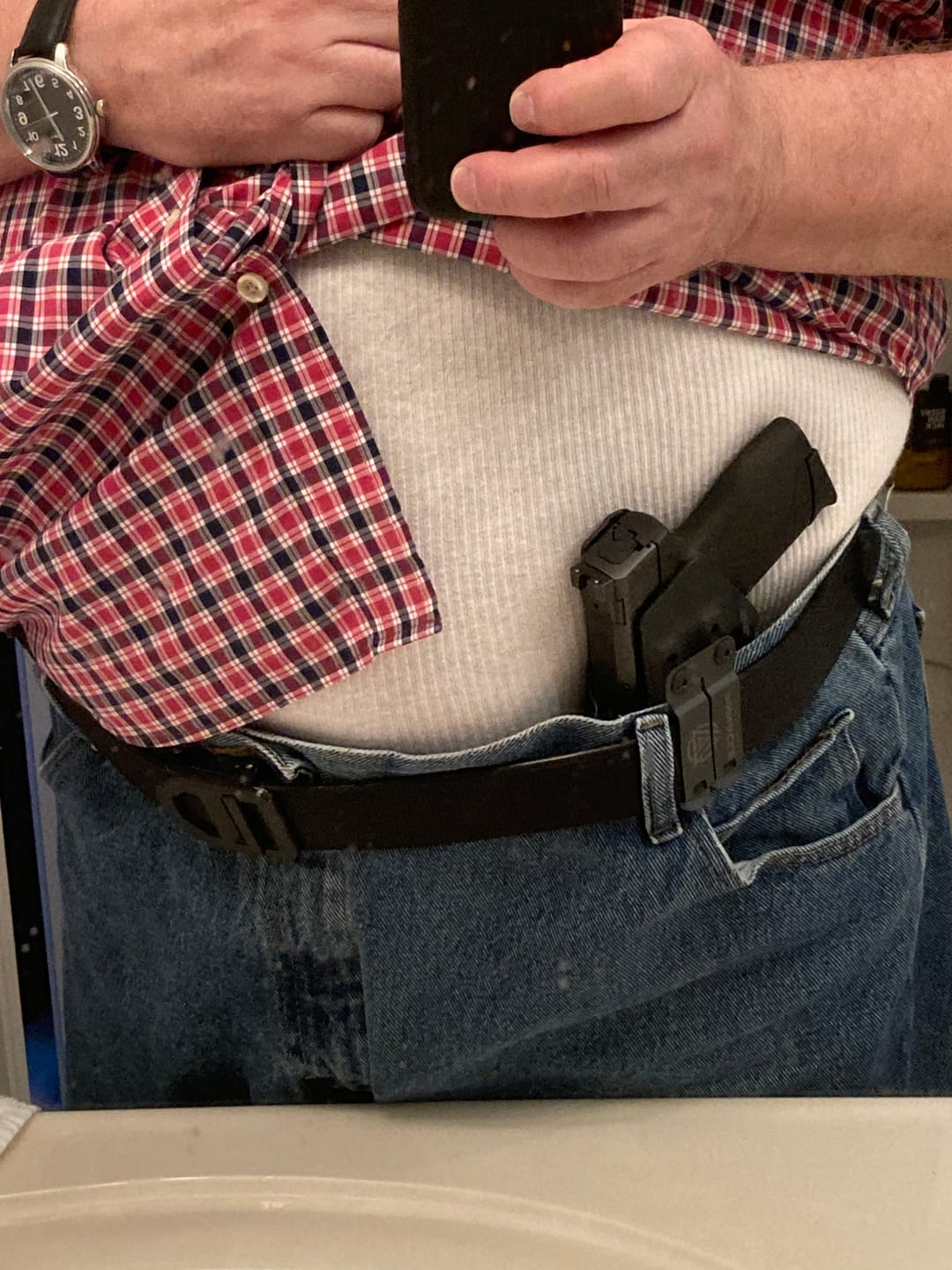 Customer photo review of S&W Shield / Shield Plus 3.1"/4" Model 2 AIWB Holster - Non Light Bearing