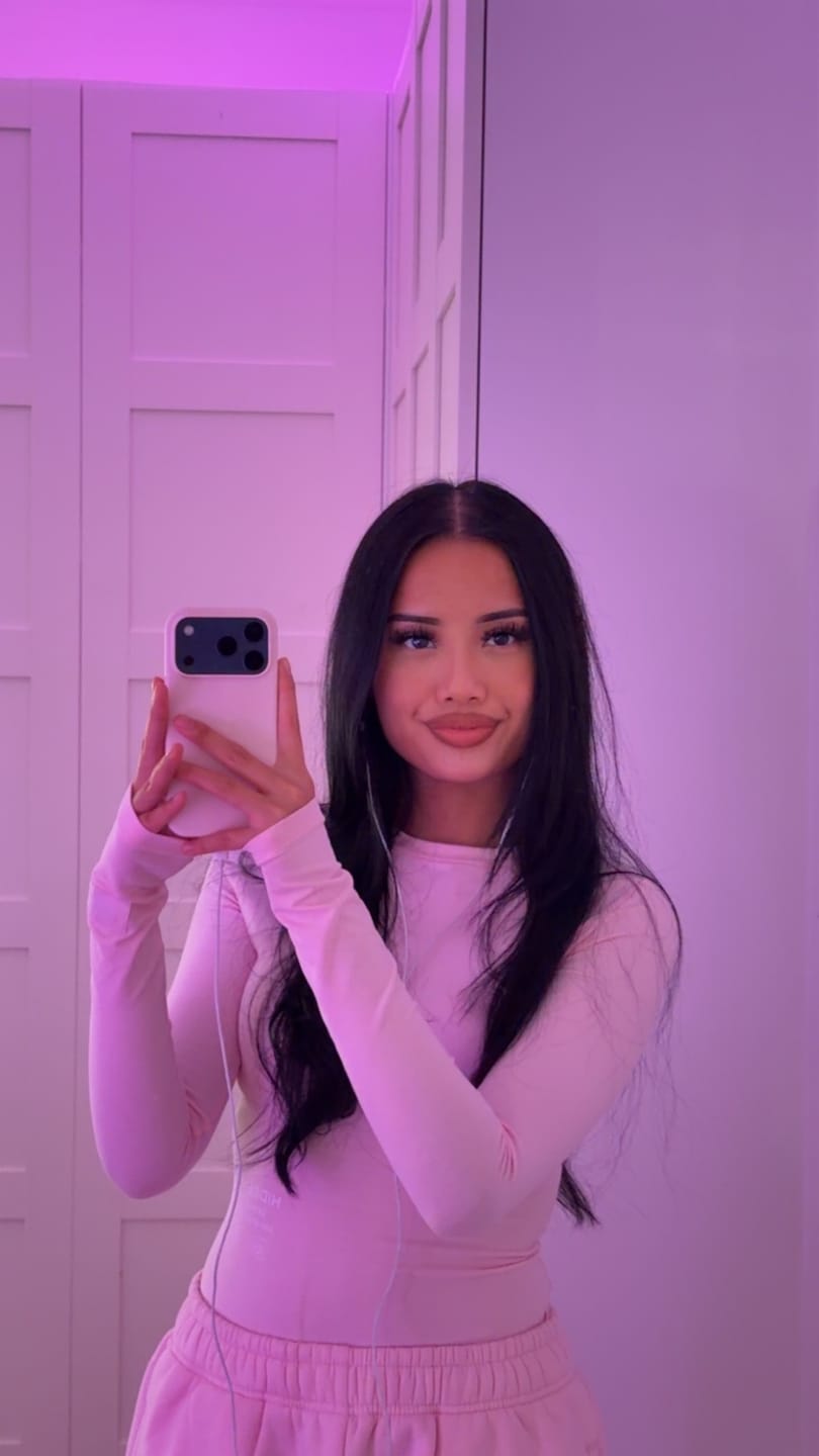 Customer photo review of LABEL LONGSLEEVE TOP LIGHT PINK