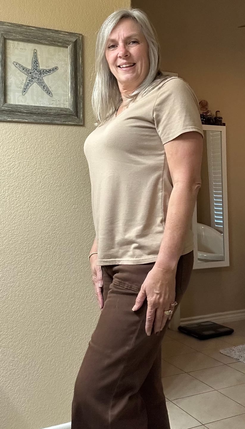 Customer photo review of Judy Blue Mid-Rise Wide Leg Cropped Maple Garment Dyed Utility Pocket Jeans