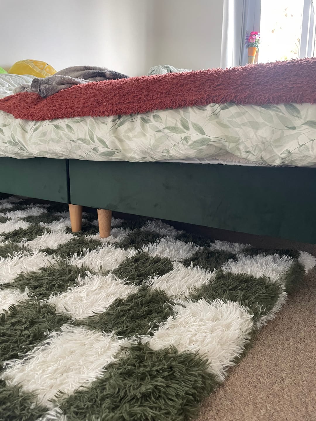 Customer photo review of Platform Top Divan Bed Base on Skittle Wooden Legs