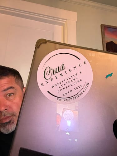 Reino C. review of 100 - 4" Custom Vinyl Stickers image 1 out of 1