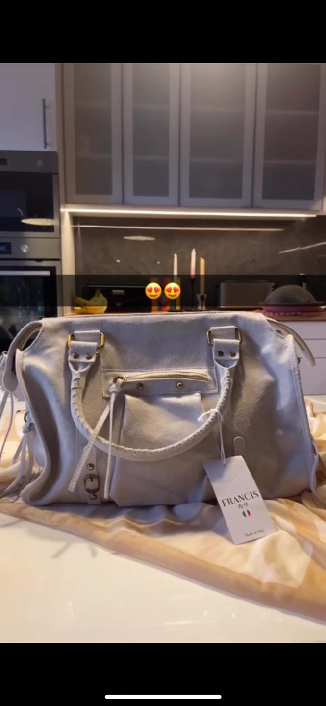 Customer photo review of It girl bag off white