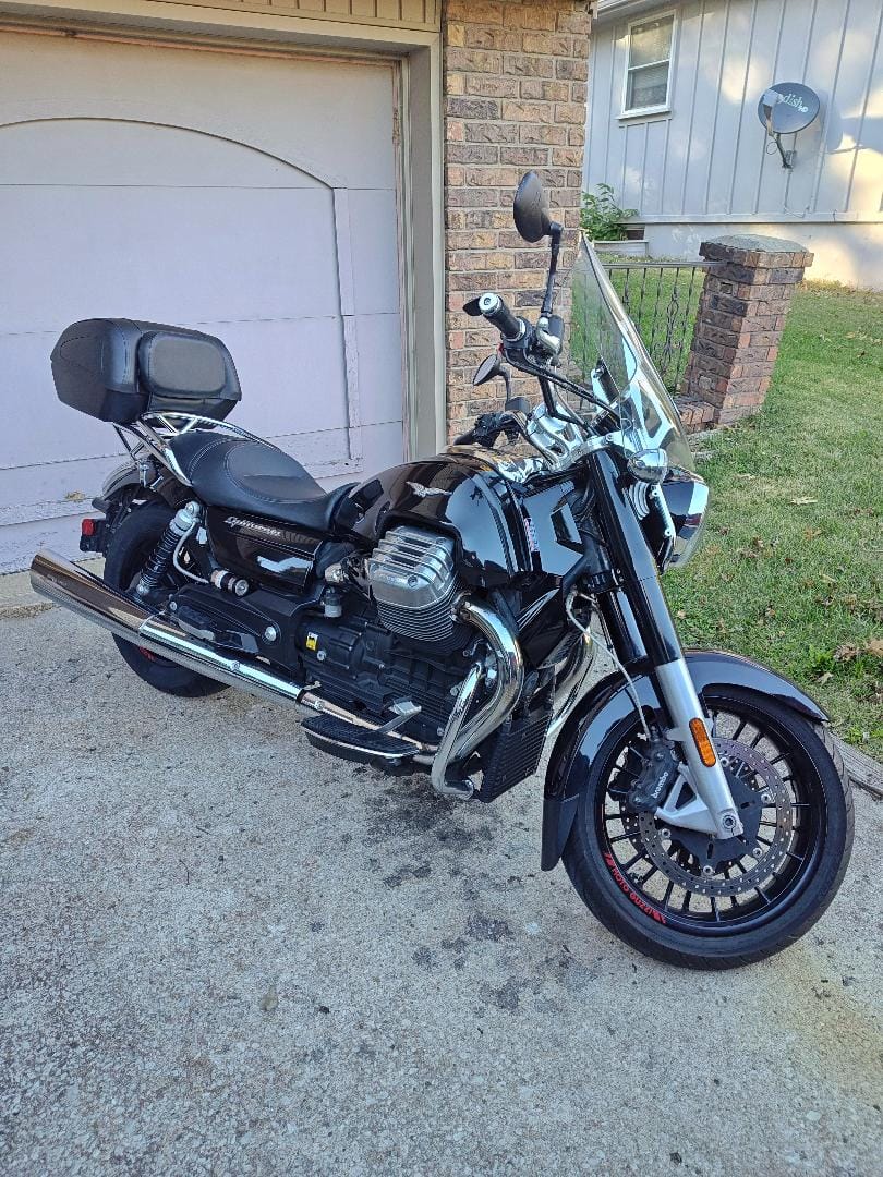 Customer photo review of 42L - Challenger XL Leather Wrapped Hard Motorcycle Trunk