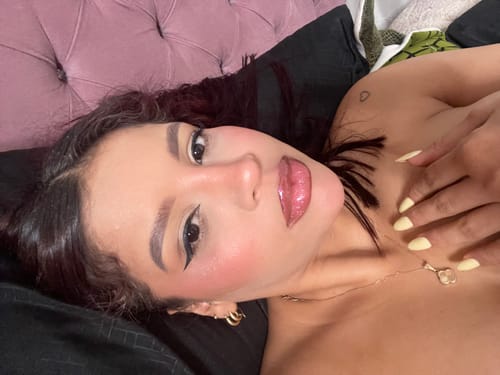 Customer photo review of MATTE BRONZER 1ST SCENE