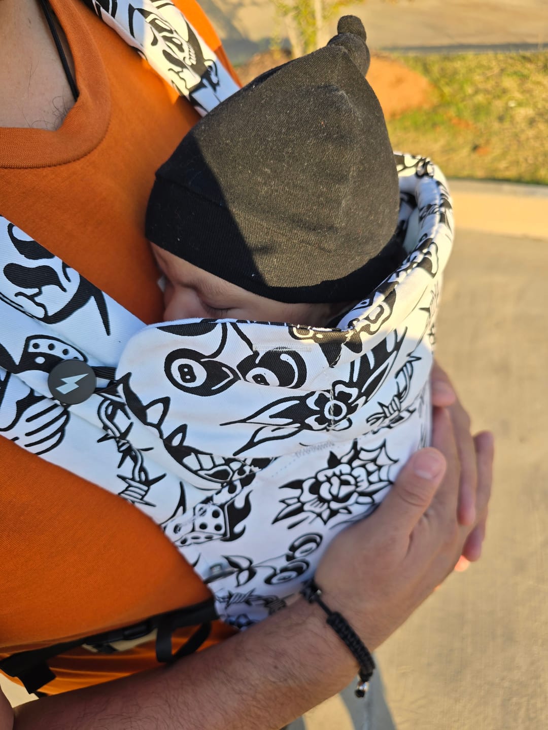 Customer photo review of The Dahlia Carrier in Bad Boy