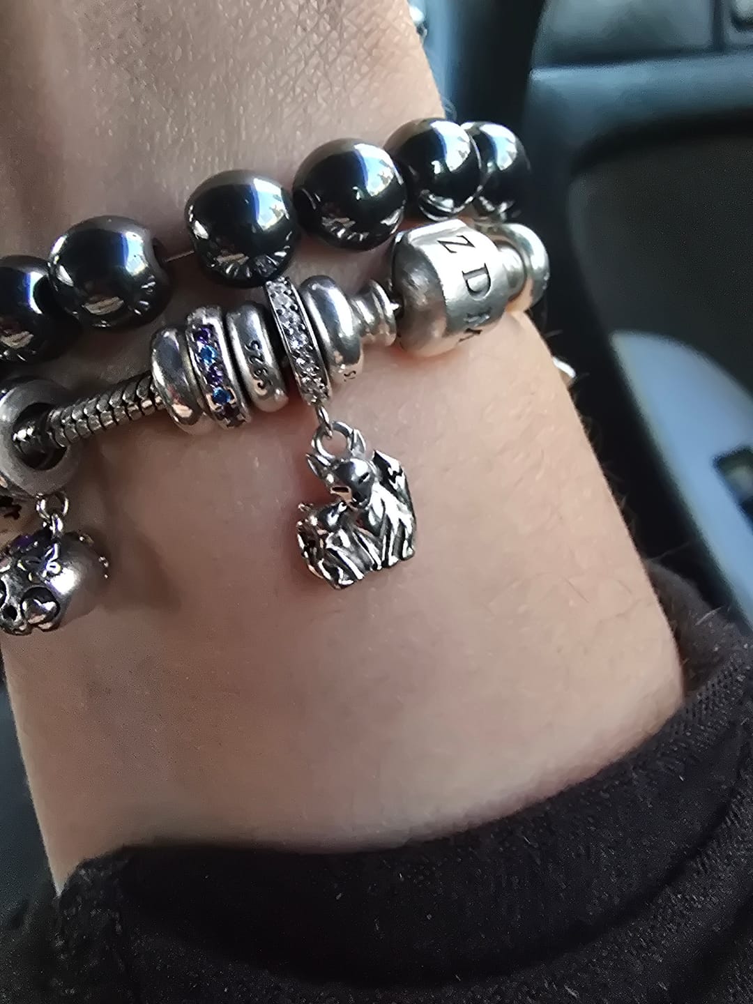 Customer photo review of Charm Zorrito y su Bebé