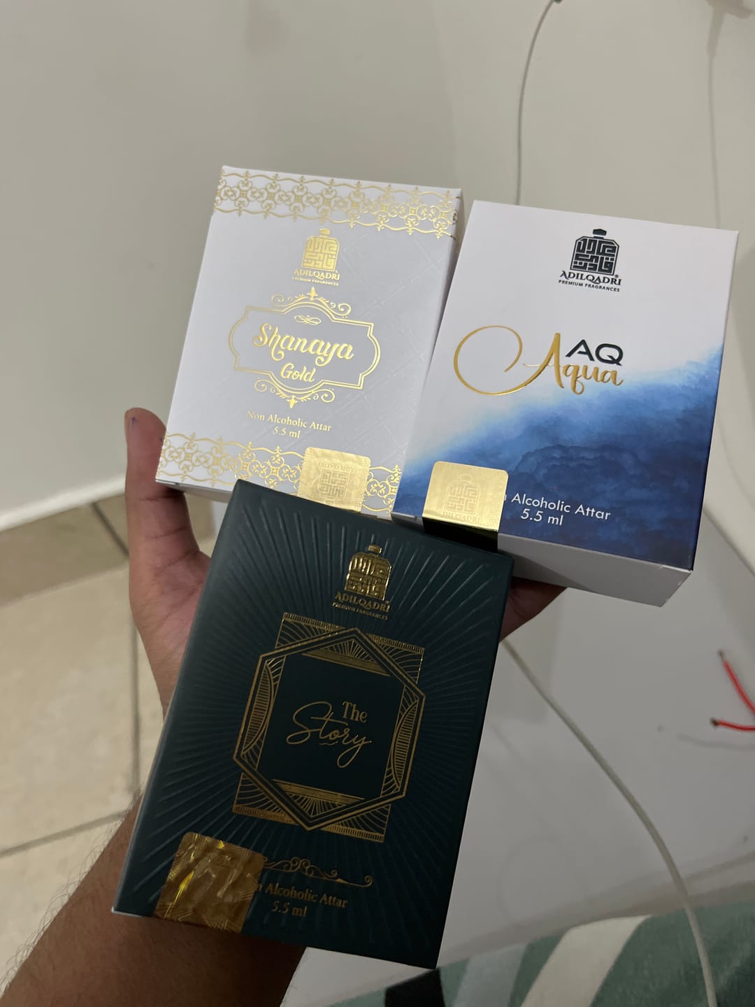 Customer photo review of Shanaya Gold Luxury Attar Perfume