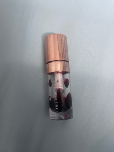 Customer photo review of O.TWO.O HAUTE WATERY LIP AND CHEEK TINT